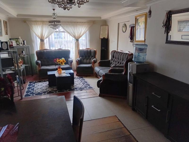 3 Bedroom Property for Sale in Belhar Western Cape